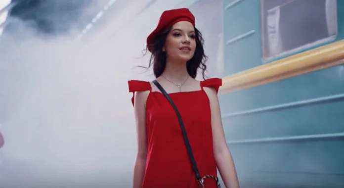Cleopatra Stratan, schimbată total la 16 ani! Ce nume de scenă și-a ales adolescenta