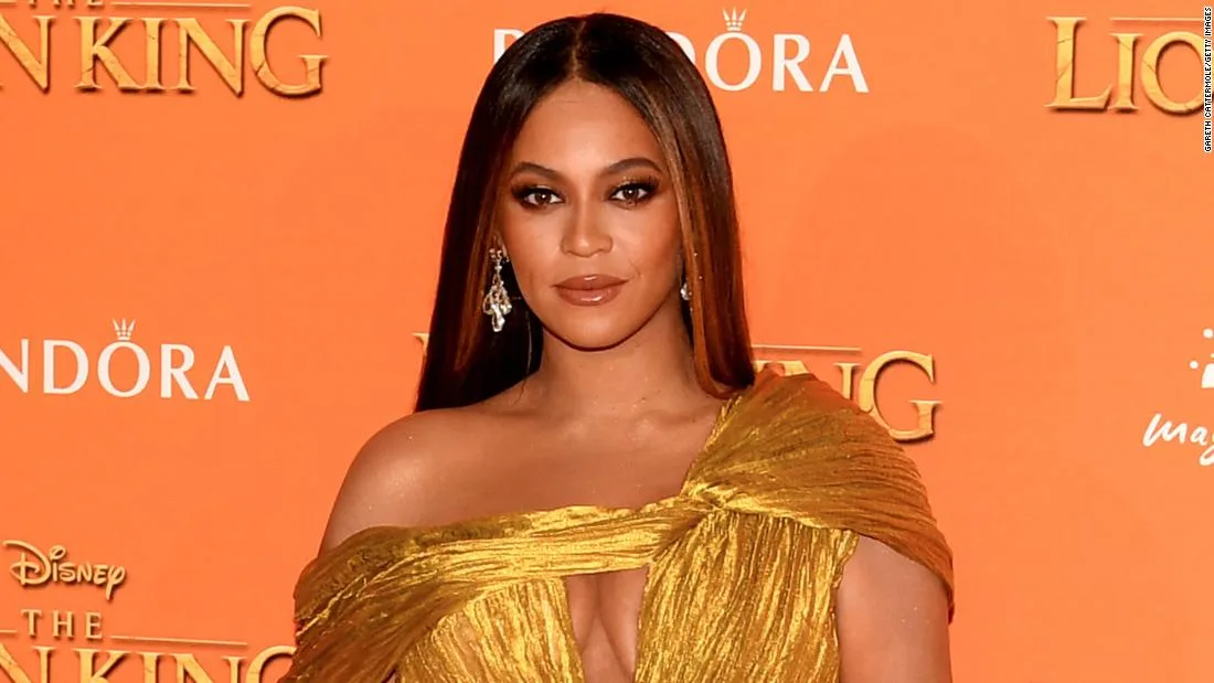 Beyoncé cântă o versiune specială a melodiei „Love on Top” pentru a aduce un omagiu tinerei fane care a murit de cancer cerebral