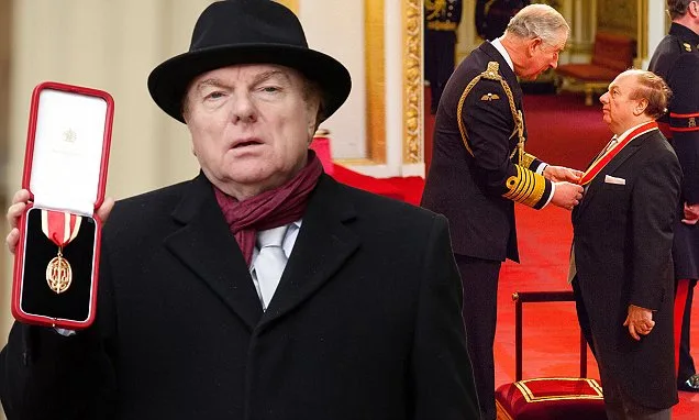 Sir Van Morrison va începe o acțiune legală pentru interzicerea muzicii live