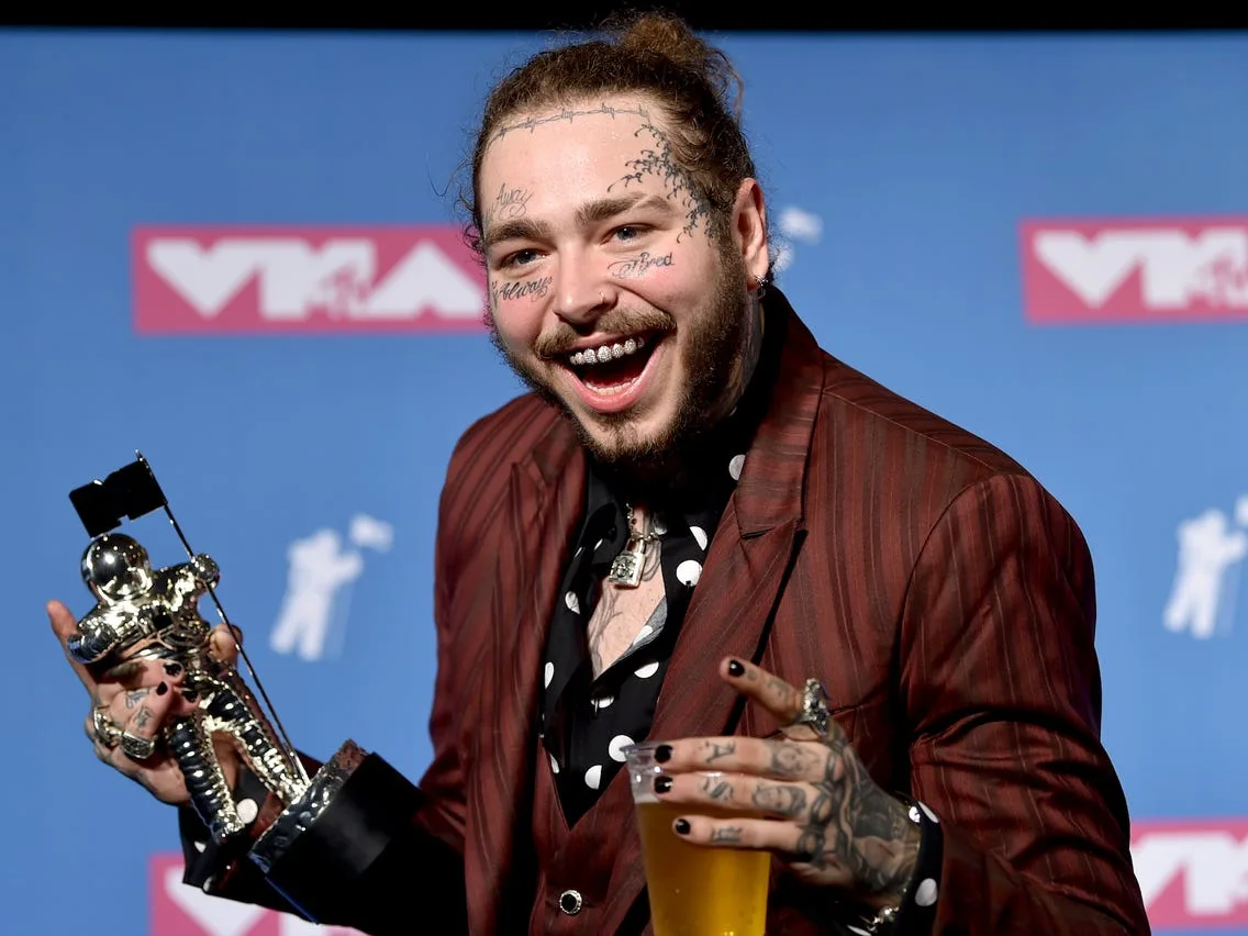 Post Malone câștigă nouă Billboard Music Awards, inclusiv cel mai bun artist