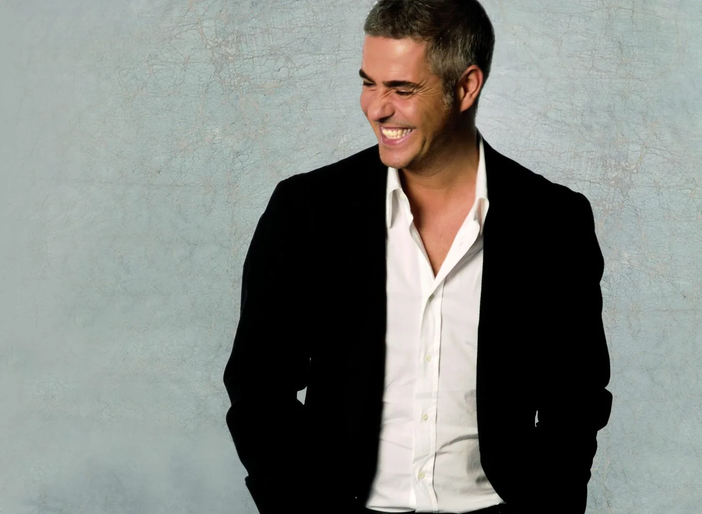 Tenorul italian Alessandro Safina, în concert pe scena Sălii Palatului
