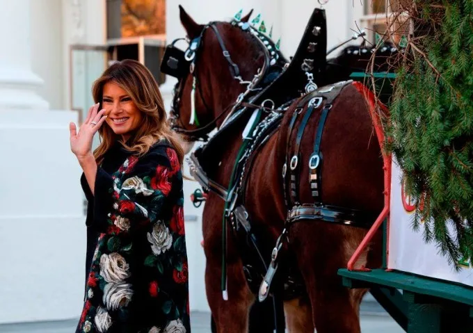Melania Trump a dat startul sărbătorilor de iarnă cu ceremonia bradului de Crăciun