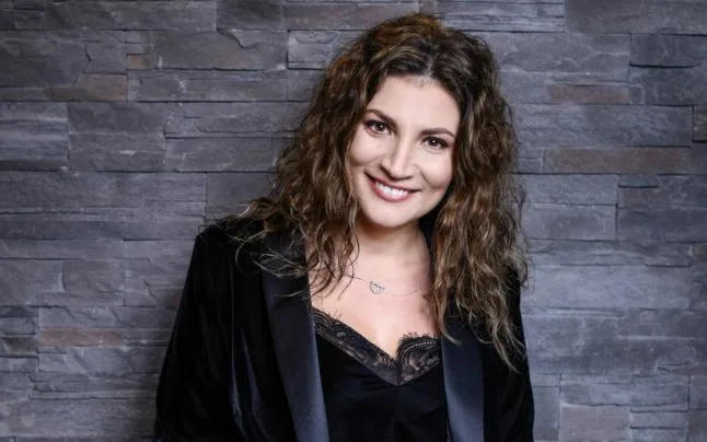 Ioana Ginghină este oficial o mamă singură: „Exista multă tensiune şi presiune atunci când esti părinte”