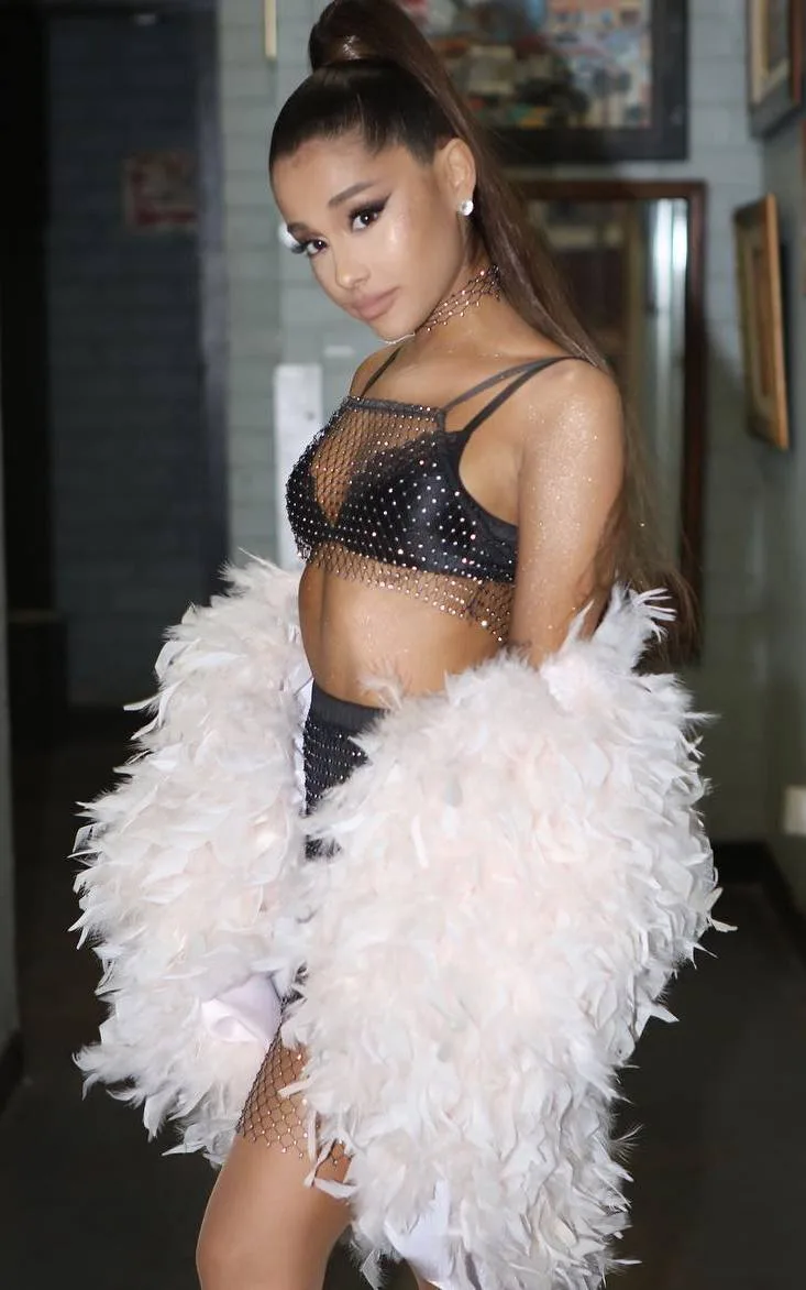 Ariana Grande va intra în industria cosmetică. Ce va lansa artista