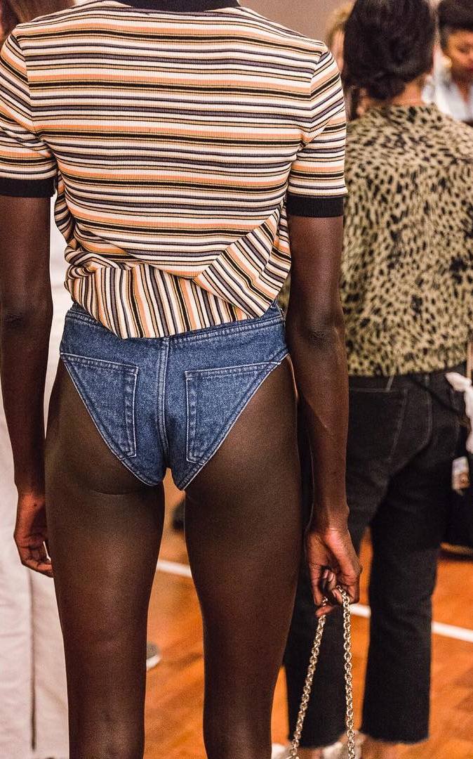 Bikinii din denim care au creat controverse: „Sunt buni pentru Beyonce, Rihanna și Lady Gaga, dar nimeni altcineva”