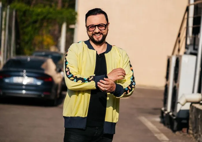 Cum arăta Cătălin Măruță la începutul carierei. Totul despre primele emisiuni ale prezentatorului TV: ”Aveam emoții”
