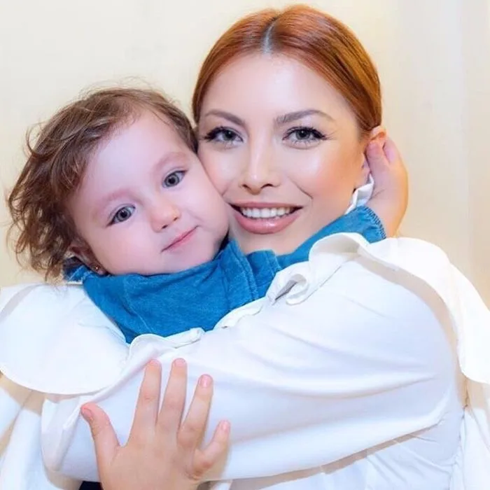 Cum a fost cerută în căsătorie Elena Gheorghe. A rămas însărcinată înainte de logodnă