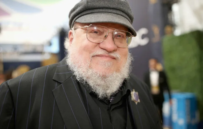 George R. R. Martin şi-a deschis o librărie, lângă cinematograful său din Santa Fe
