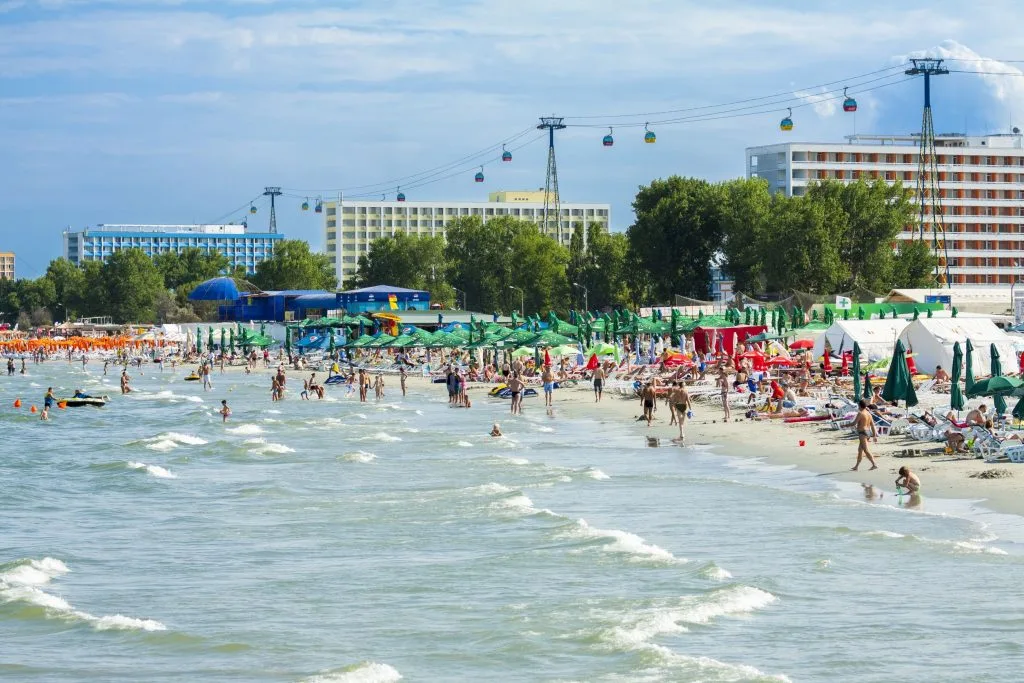România nu are suficiente hoteluri. Solicităm Ministerului Turismului să stimuleze investiţiile
