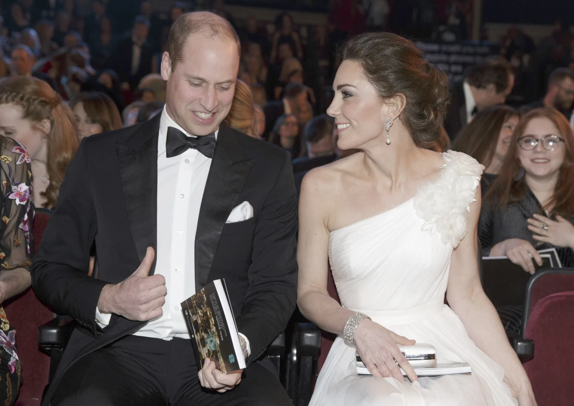 Kate Middleton, apariție spectaculoasă la Premiile BAFTA! Ducesa a purtat cerceii prințesei Diana