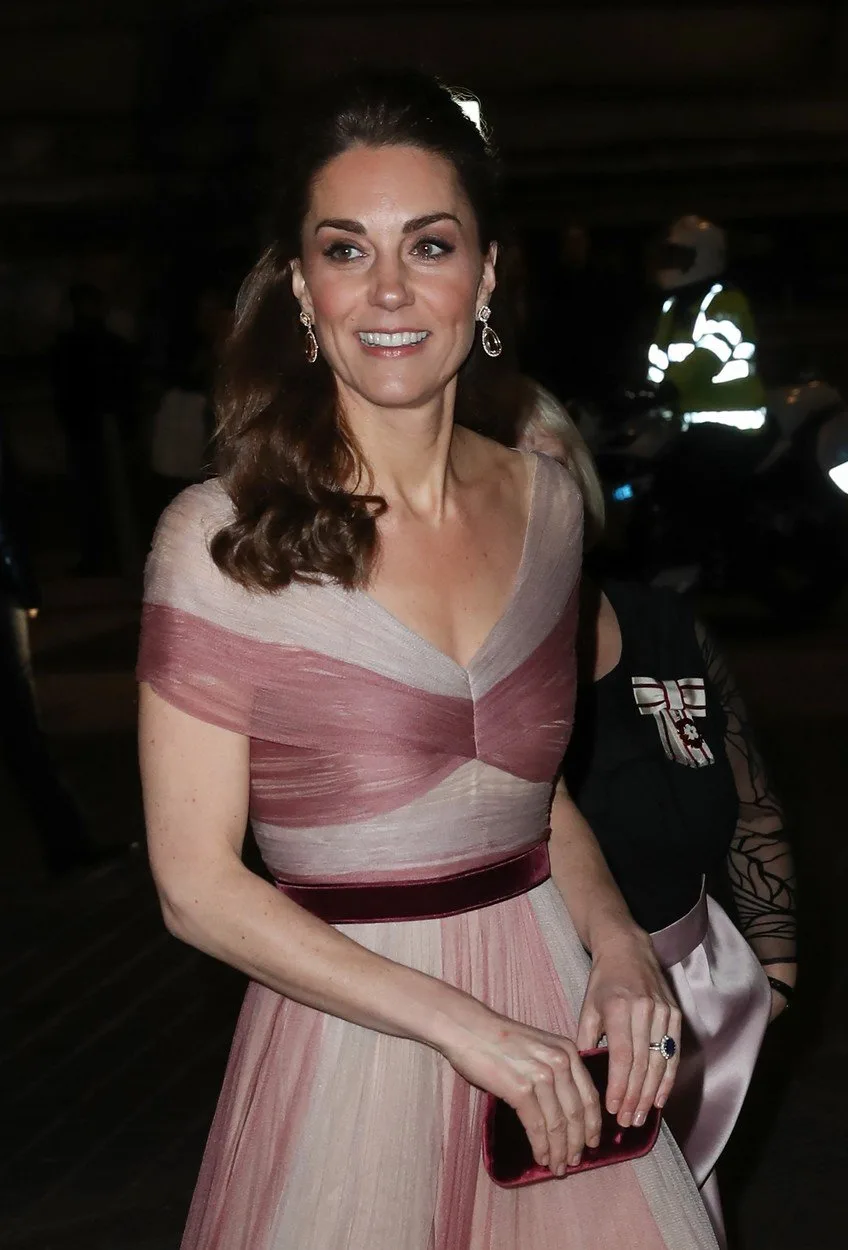 Kate Middleton, o adevărată prințesă! Rochia superbă purtată de ducesa de Cambridge