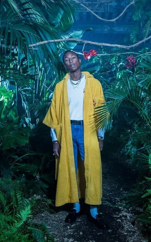 Pharrell Williams lansează o nouă colecție capsulă cu Chanel, în noul număr al revistei GQ Franța