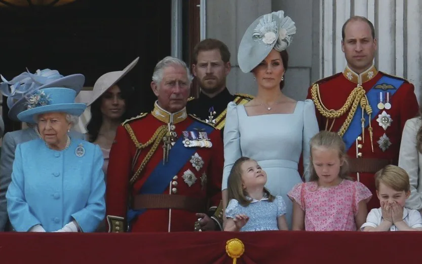 10 reguli ciudate din Familia Regala Britanică