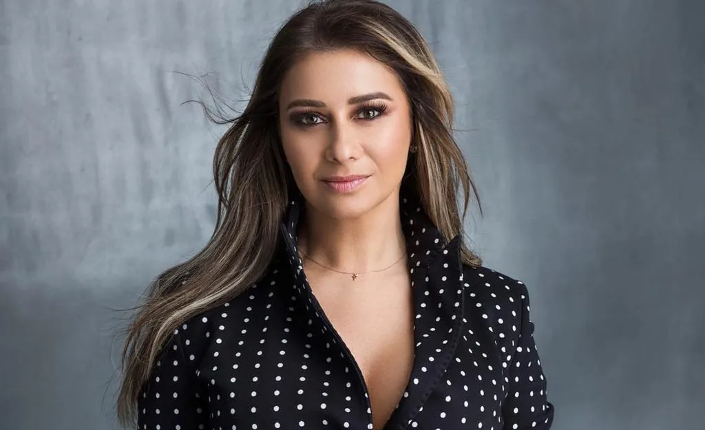 VIDEO/ Anamaria Prodan le trece în contract fotbaliștilor obligația de la merge cu ea la shopping. „Trebuie să-și dea cu părerea”