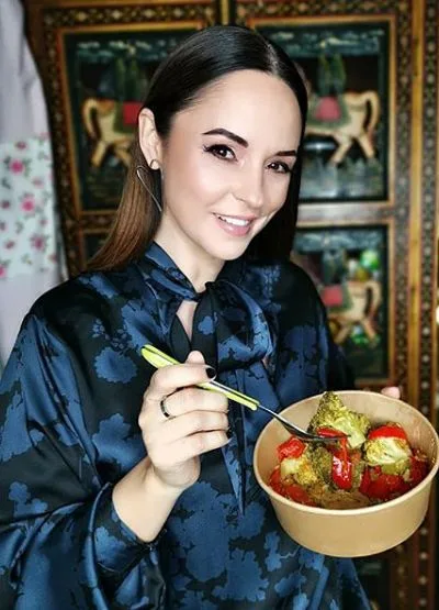 Andreea Marin ţine dieta de post! Ce va mânca vedeta timp de două săptămâni