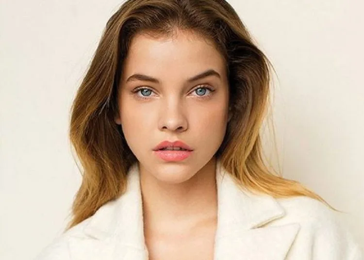 Cum își alege cel mai nou îngeraș Victoria’s Secret sutienul potrivit. Sfaturi de la Barbara Palvin