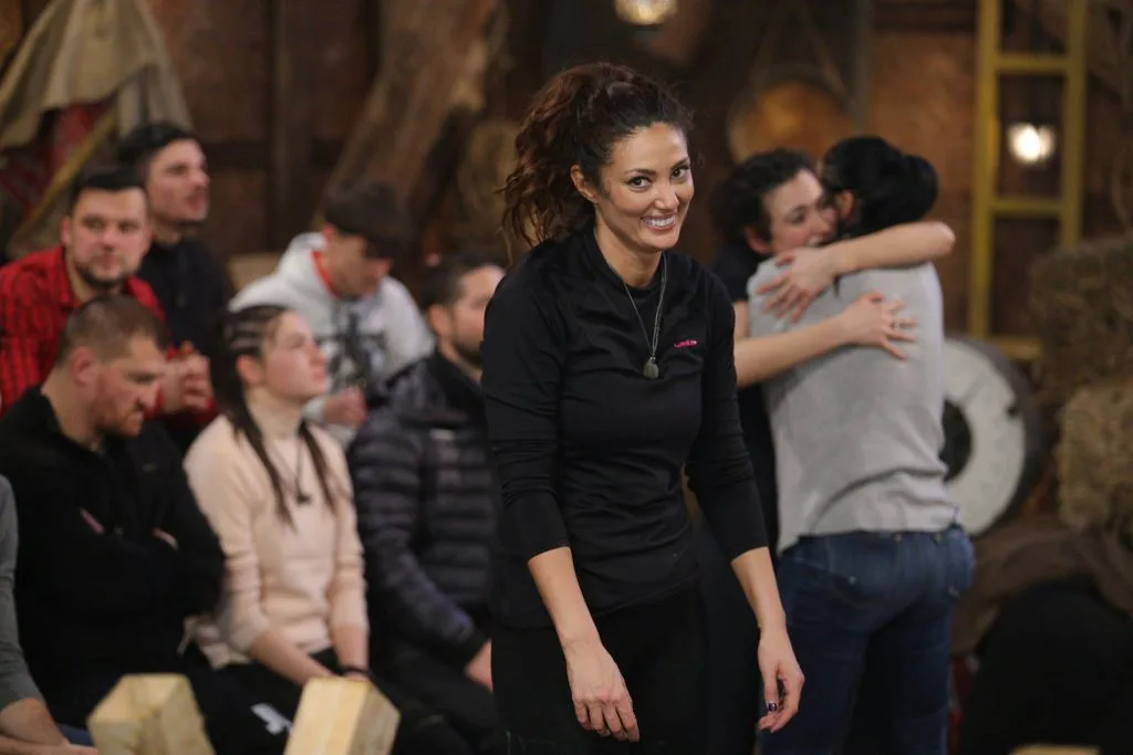 Scandalul dintre Claudia Pavel și Brigitte Năstase continuă și după eliminarea artistei de la Ferma. „Mi se pare ceva îngrozitor”