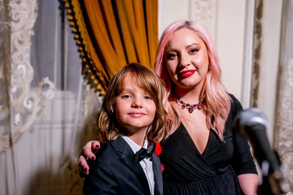 Ava de la „Vocea Romaniei” si David Dobrincu au inregistrat „Shallow”, cover dupa Lady Gaga & Bradley Cooper