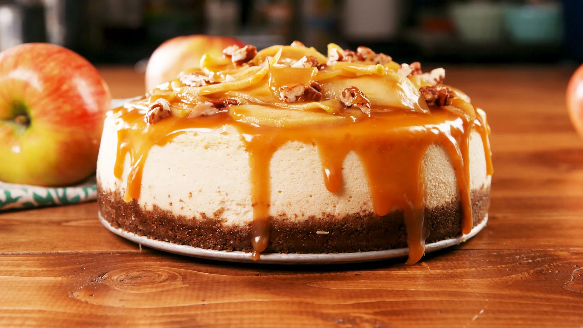 Rețetă dulce de cheesecake cu caramel