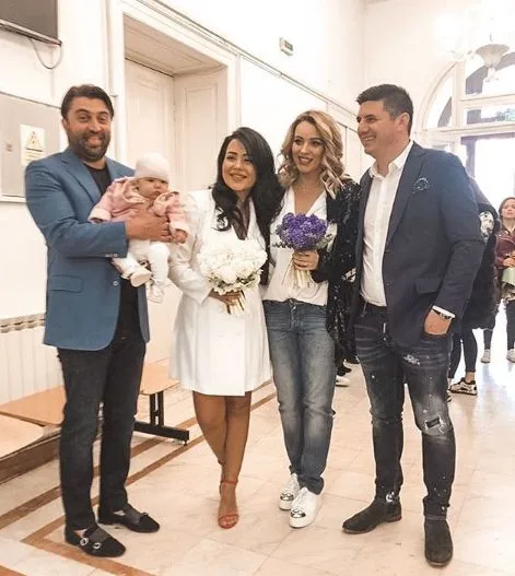 Diana Dumitrescu a fost naşă de cununie! Outfitul non-conformist pe care l-a purtat