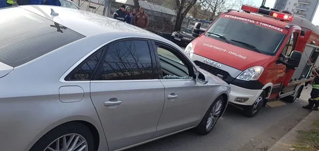 Un manelist din Timișoara s-a ales cu dosar penal după ce a condus sub influența alcoolului. Era atât de beat că nu mai putea pleca de pe loc cu mașina