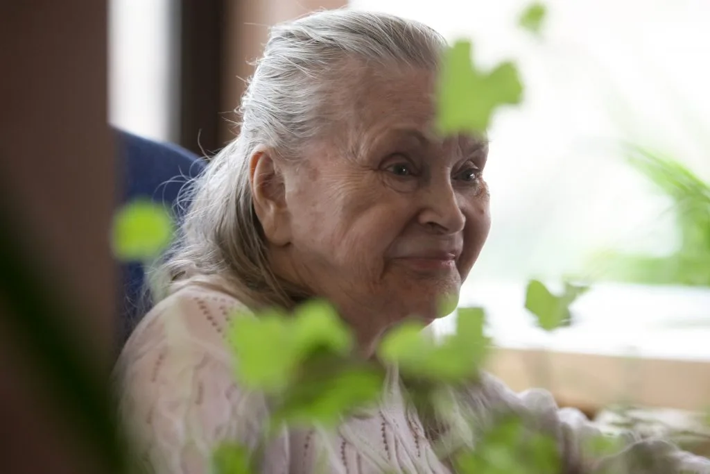 Ultima dorință a Zinei Dumitrescu: să moară în patul ei, nu la spital. Nu mai mănâncă și refuză internarea!