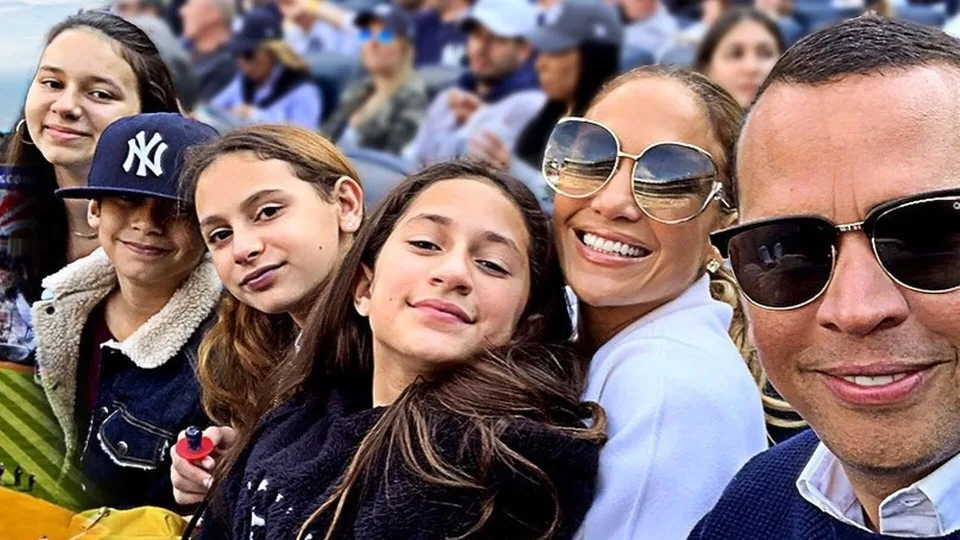 Fiica lui Jennifer Lopez, Emme, arată cum și-a transformat părul după ce a devenit adolescentă