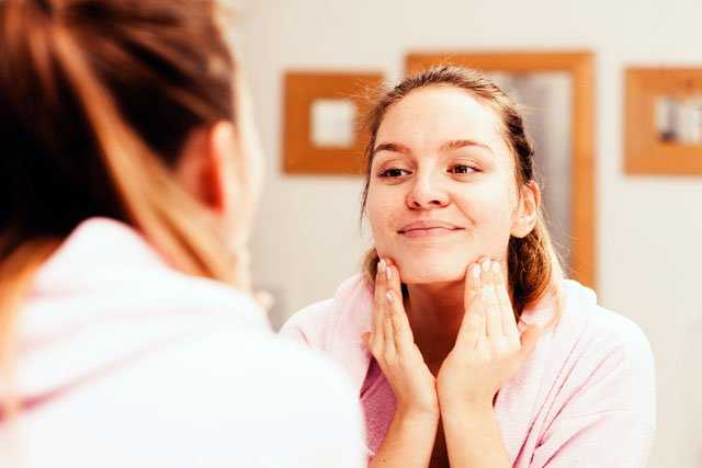 TOP 5 Scruburi naturale, recomandate de dermatologi