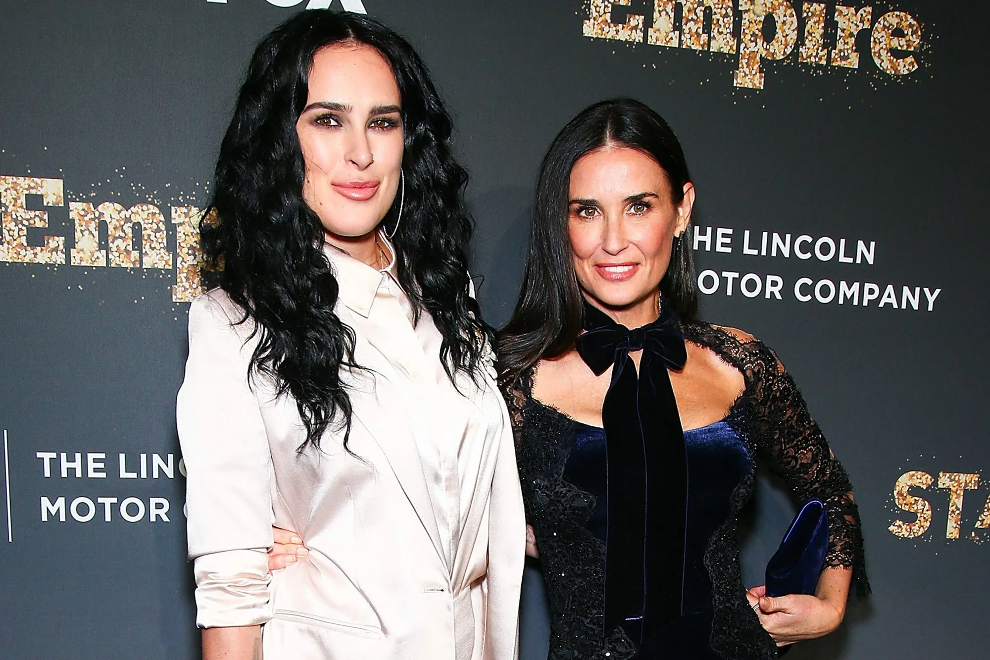 Fiica lui Demi Moore, Rumer Willis, se deschide despre anxietatea cu care se confruntă