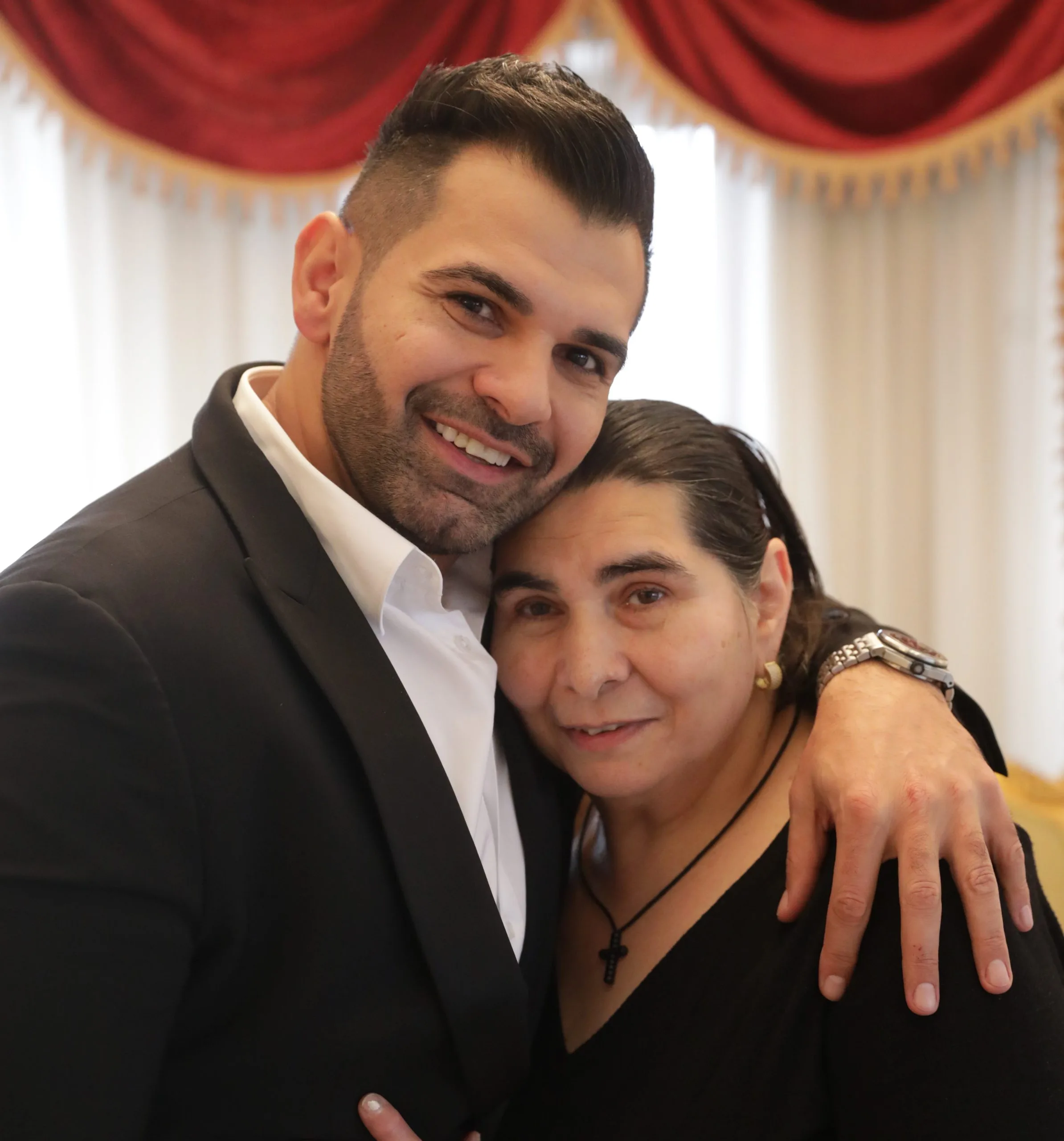Florin Pastramă a gătit pentru prima oară în viața lui. Surpriza de care au avut parte fetele de la “Ferma”