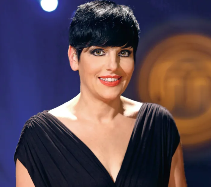CHEF PATRIZIA PAGLIERI VORBEȘTE DESCHIS DESPRE OPERAȚIILE ESTETICE.