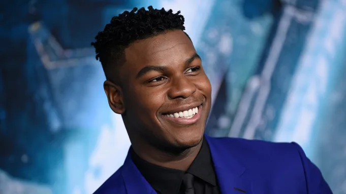 Marca de parfumuri Jo Malone „își cere scuze profunde” către  John Boyega pentru reclamă