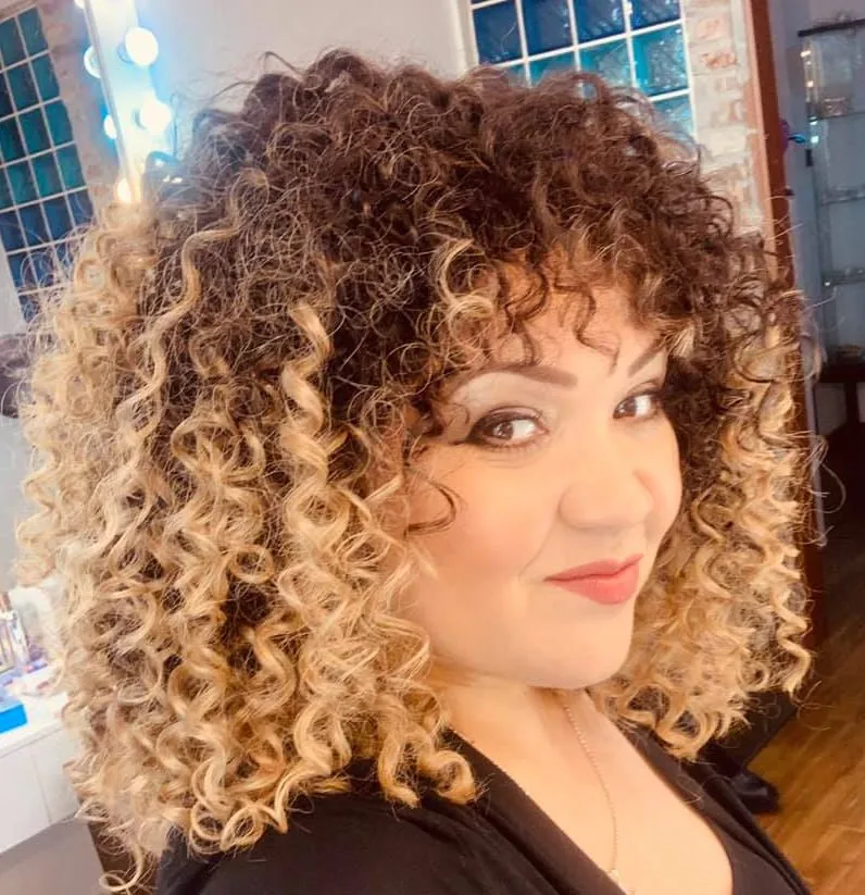 Minodora, despre unul dintre cele mai dificile momente din viața ei. “Am vrut să-mi cumpăr ceva de argint şi mi-au furat plicul cu toţi banii”