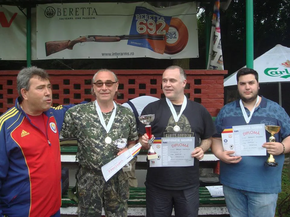 Bogdan Naumovici, “ăla negru de respiră greu”, și-a făcut poligon de tir de 400.000 de euro! Ardiles, Bobiță și Dorel, primii pistolari