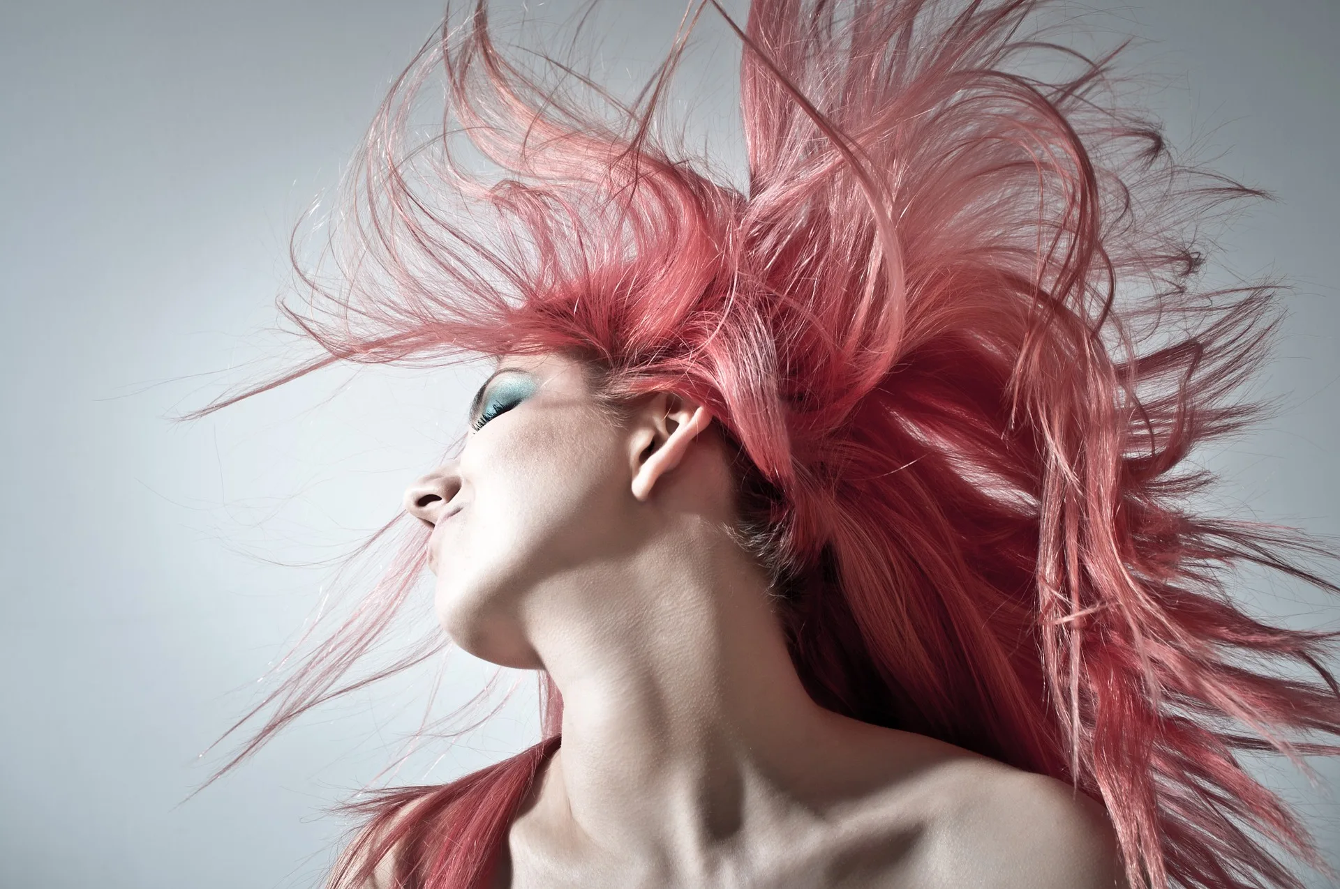 Lucruri de care trebuie să te ferești dacă îți dorești un păr ce radiază de sănătate