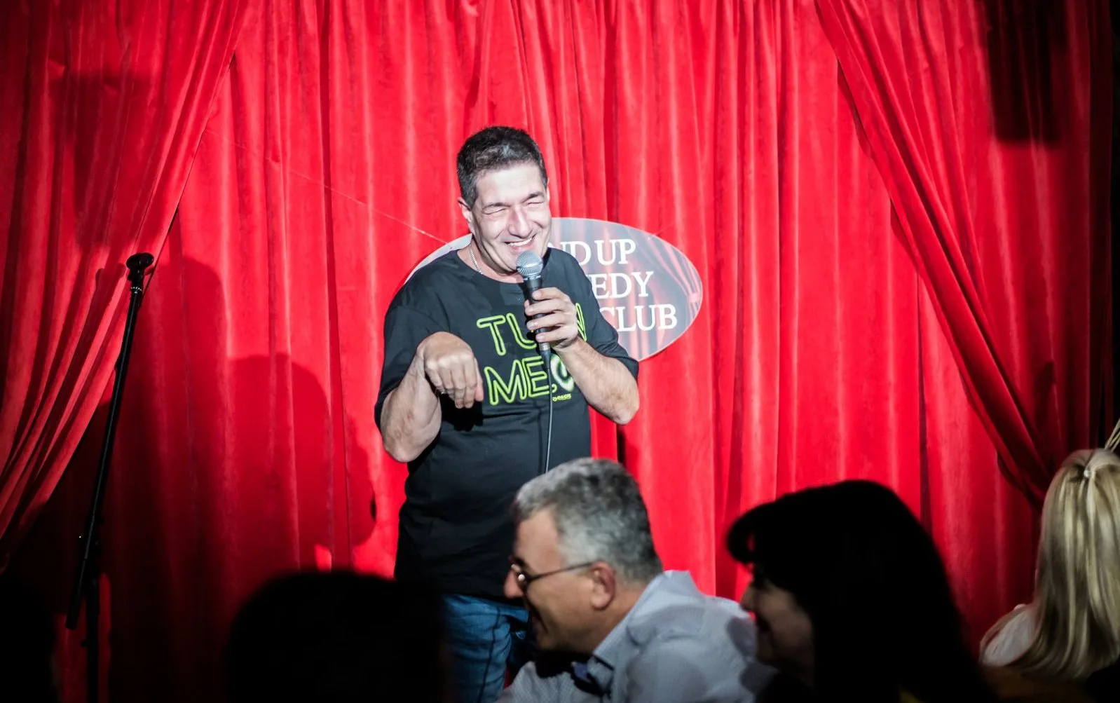 Radu Pietreanu a șters din CV personajul Costel din Vacanța Mare! Își spune Profu’ de umor când face stand-up comedy