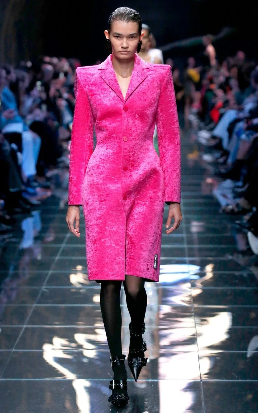 Tendințe Primăvară/Vară 2019 – Noua colecție Balenciaga