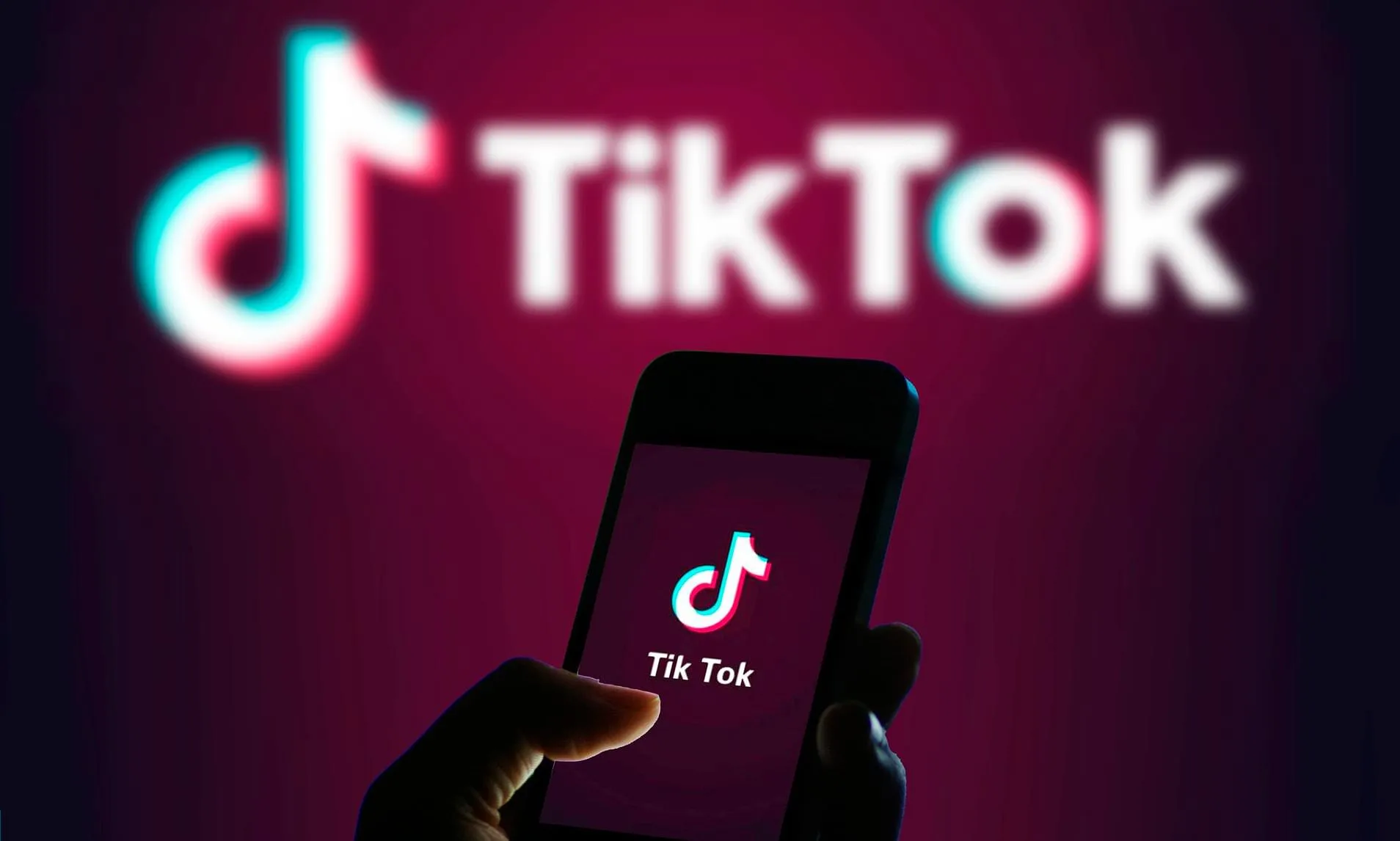 TikTok va lansa acțiuni legale împotriva lui Trump pentru a opri interzicerea folosirii aplicației