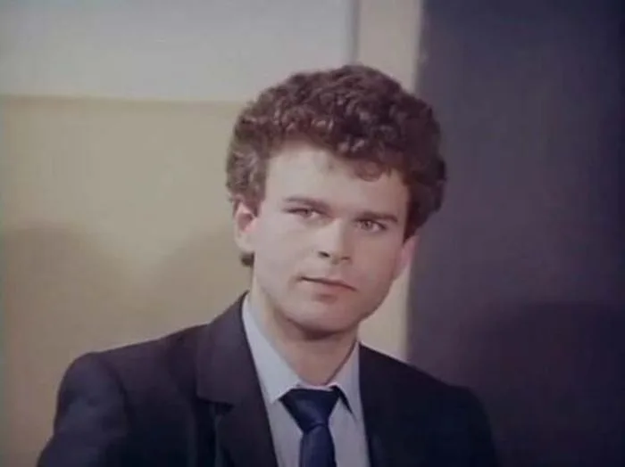 Îl mai ții minte pe Șerban din „Liceenii”? Uite cum arată și ce face acum Tudor Petruț!