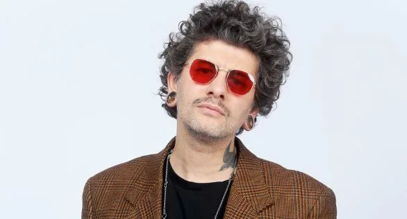 Vali Bărbulescu, mărturisire șocantă la FERMA. DJ-ul a povestit ce le făcea păpușilor când era mic