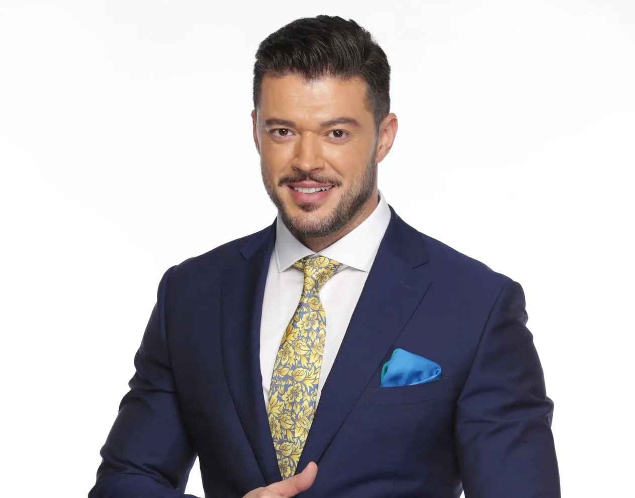 Cum petrec vedetele de 1 Mai: cine bate cluburile de pe litoral și cine sărbătorește Ziua Muncii prin… muncă!