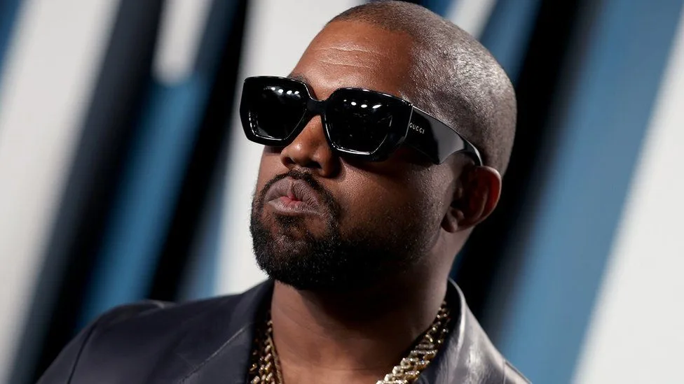 Kanye West şi-a schimbat oficial numele în „Ye”