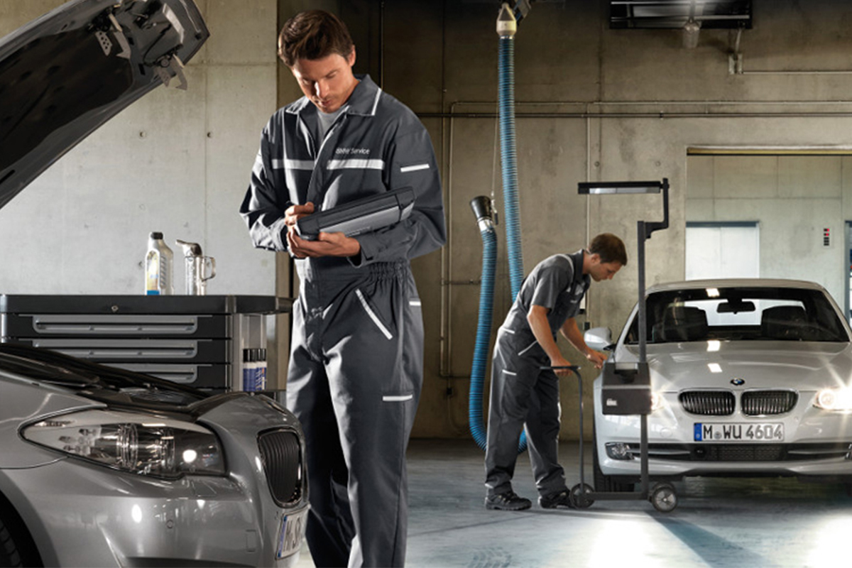 Cele mai bune planuri de întreținere vă așteaptă în centrele de service dedicate BMW !