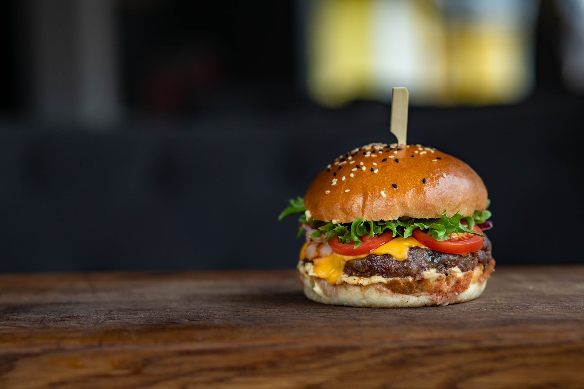 3 secrete pentru un burger delicios