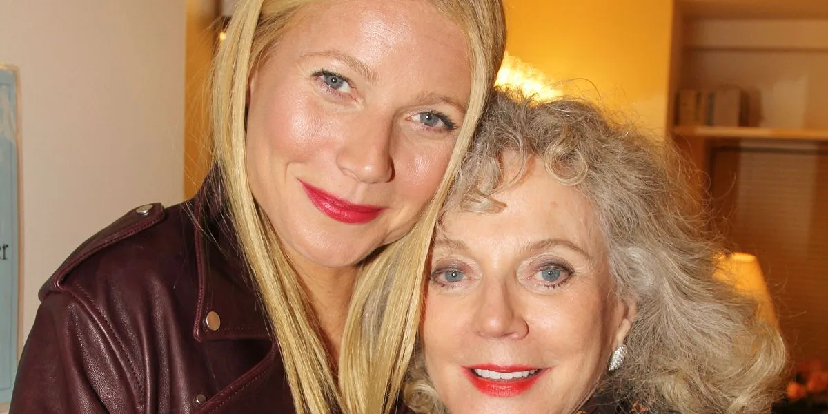 mama lui Blythe Danner are cancer