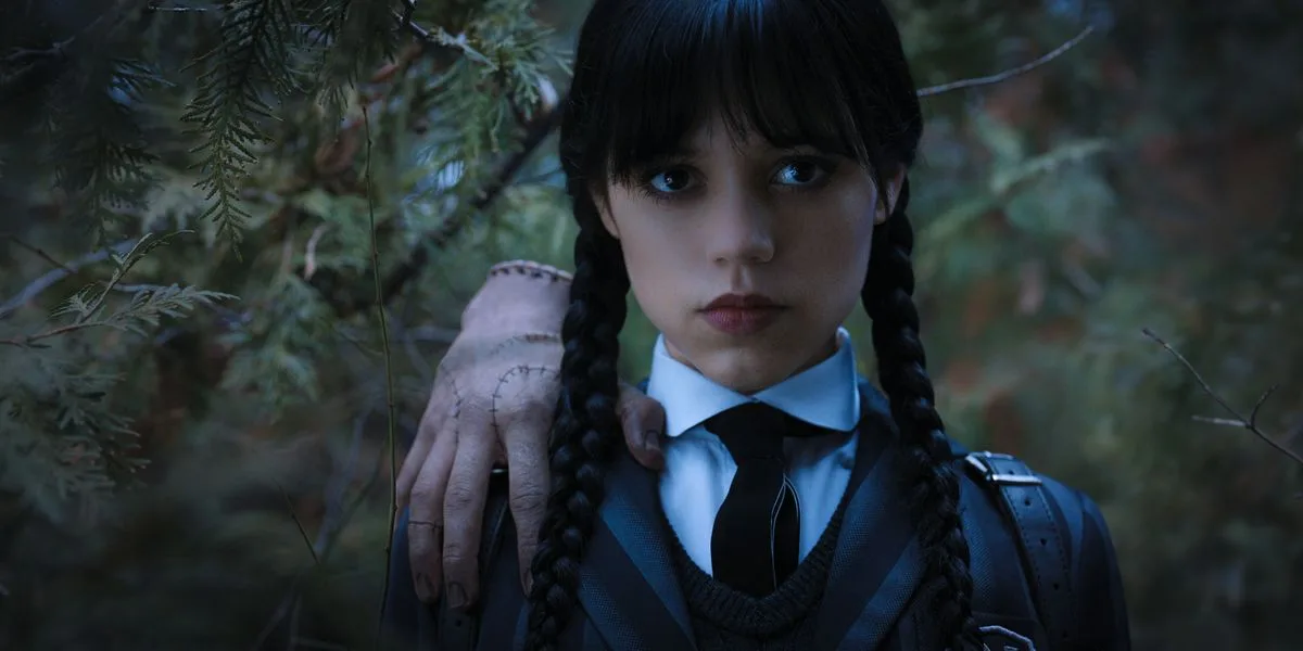 Serialul Addams sezonul 2