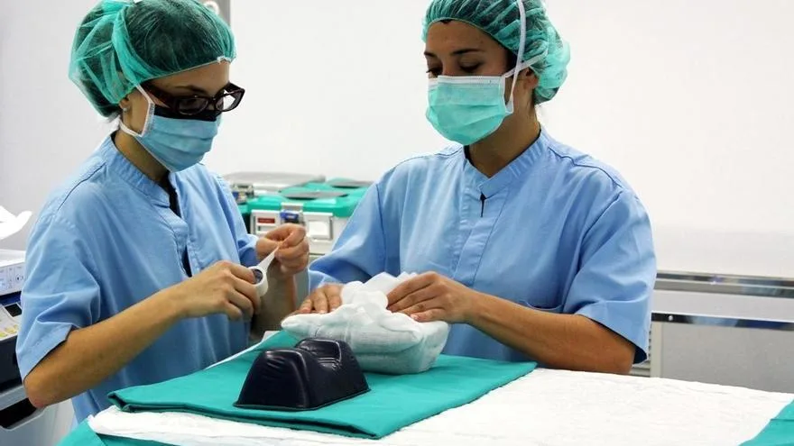 Spania are nevoie de aproape 100.000 de asistente pentru a se egala cu media europeană