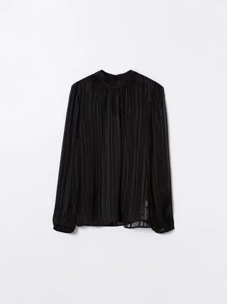 Top semitransparent cu maneca lunga Top semitransparent cu maneca lunga