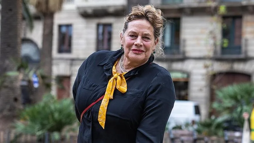 Deborah Levy: „Cu cât lumea este mai puțin binară, cu atât mai bine”