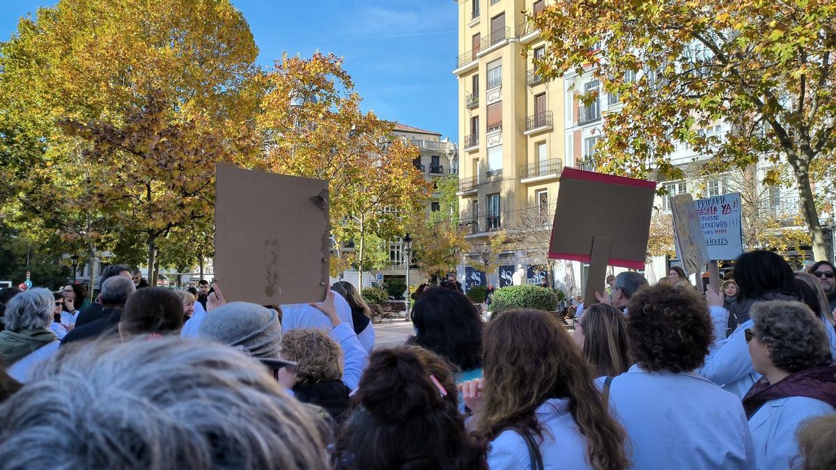 Medicii din Madrid, împotriva școlii lor pentru că au cerut încetarea grevei: "Mai mult dispreț nu poți face"
